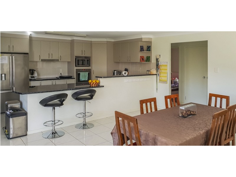 28 Diane Parade, Kallangur QLD 4503