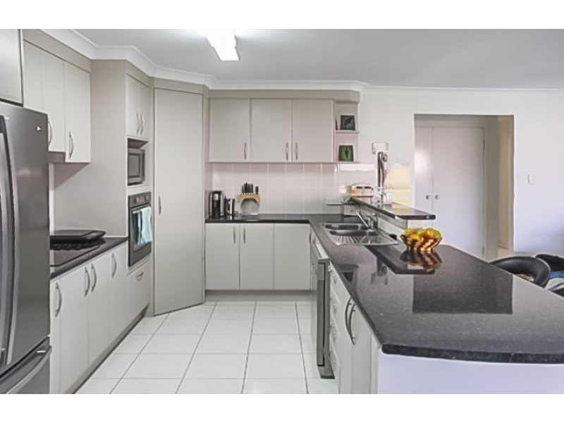 28 Diane Parade, Kallangur QLD 4503