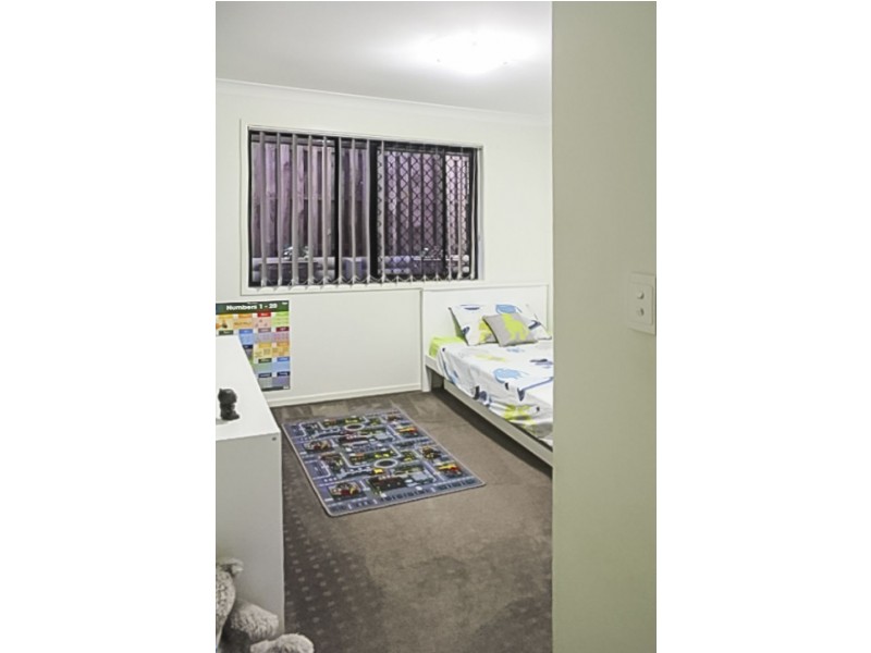 28 Diane Parade, Kallangur QLD 4503