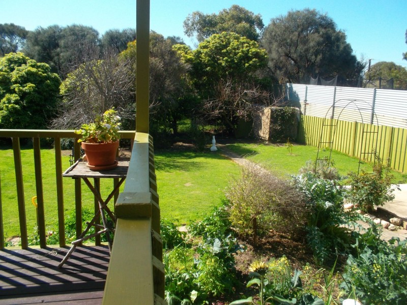 16 Lacrington Street, Goolwa Beach SA 5214