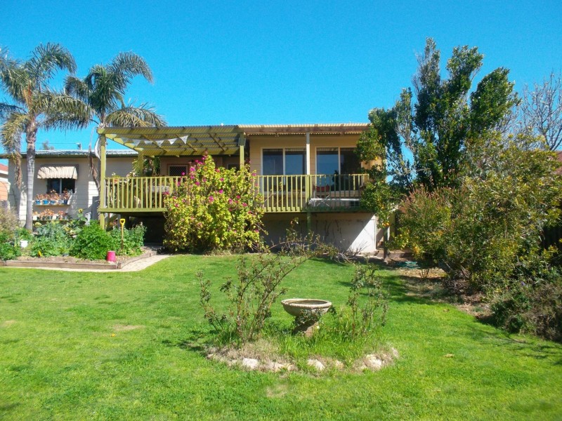 16 Lacrington Street, Goolwa Beach SA 5214