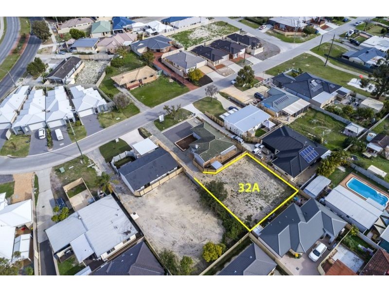 32A Montrose Street, Lynwood WA 6147