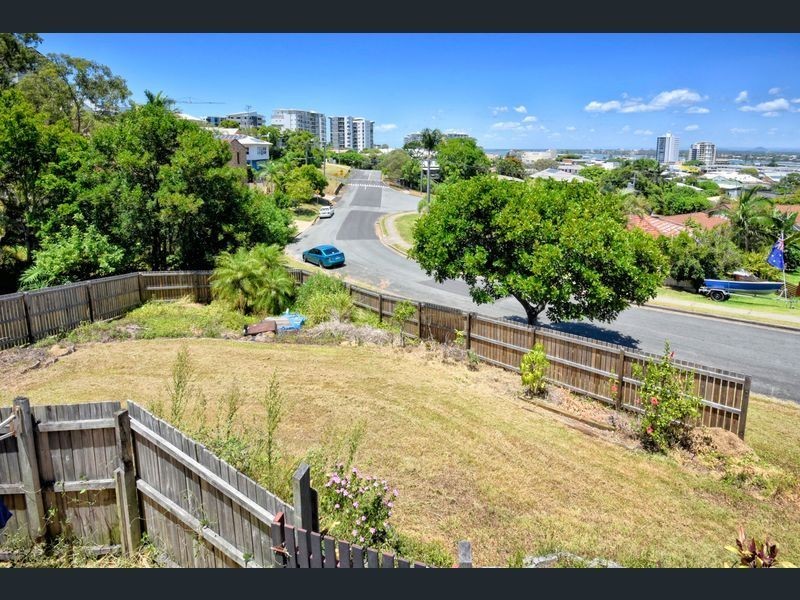 12a Arthur Street, Caloundra QLD 4551