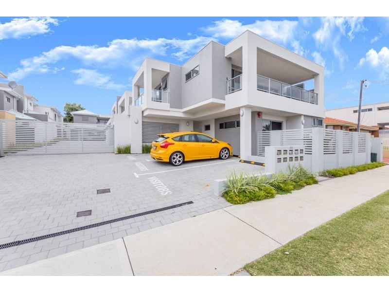 204 Kooyong Road, Rivervale WA 6103