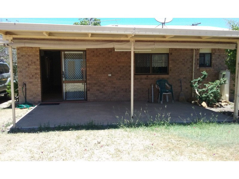 29 Weldon Street, Wandoan QLD 4419