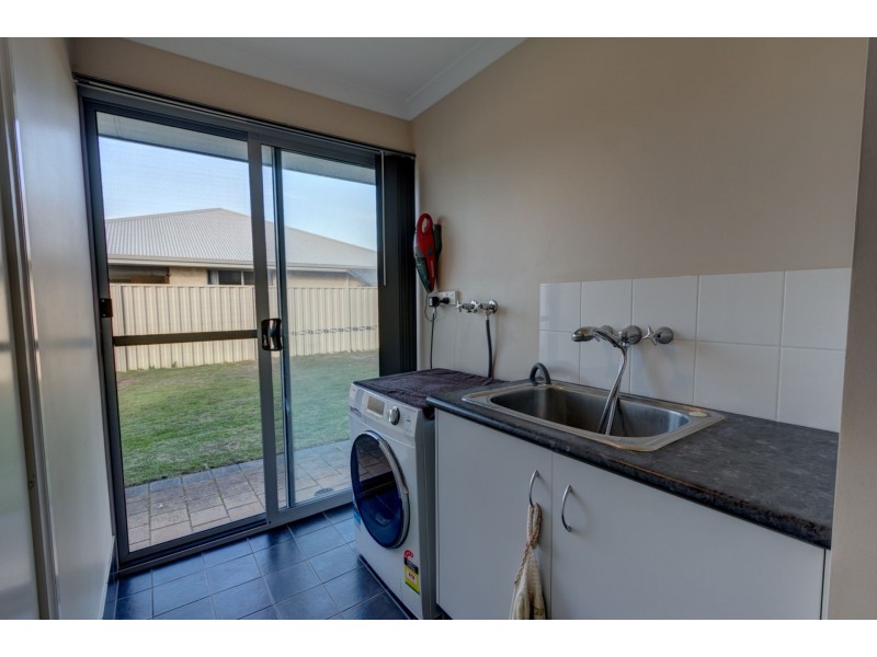 70 Clydesdale Road, Mckail WA 6330