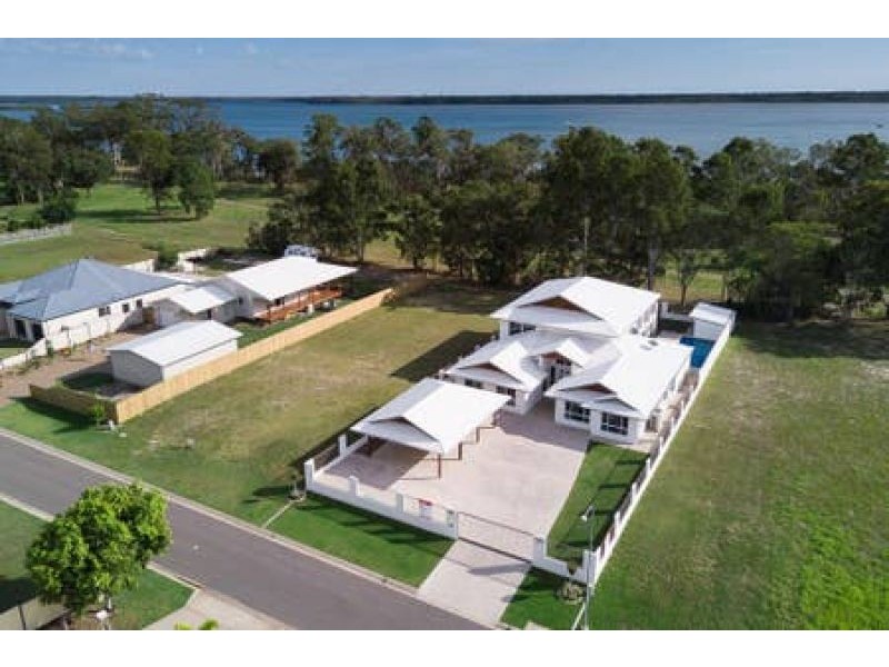 66 Traviston Way, Burrum Heads QLD 4659