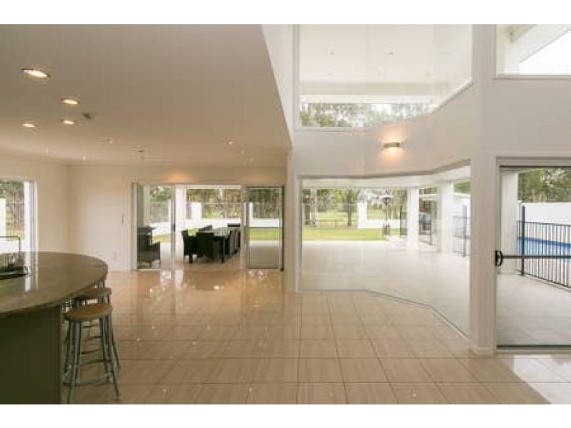 66 Traviston Way, Burrum Heads QLD 4659