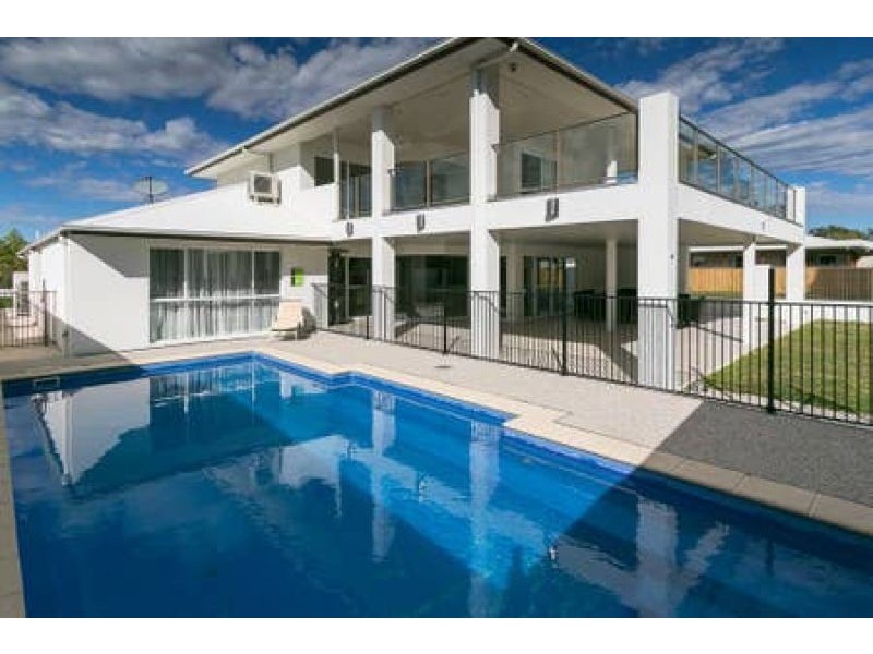 66 Traviston Way, Burrum Heads QLD 4659