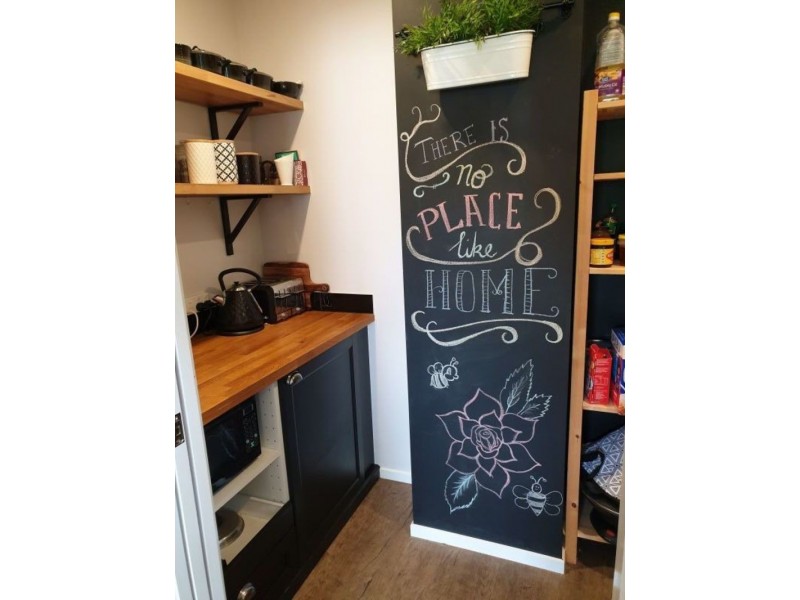 8 Alma court, Villeneuve QLD 4514