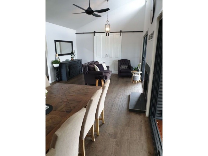 8 Alma court, Villeneuve QLD 4514