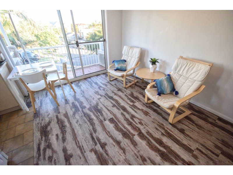 17/7-9 Illawong St, Chevron Island QLD 4217