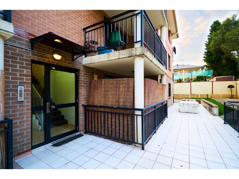 10/5-7 Carmen Street, Bankstown NSW 2200