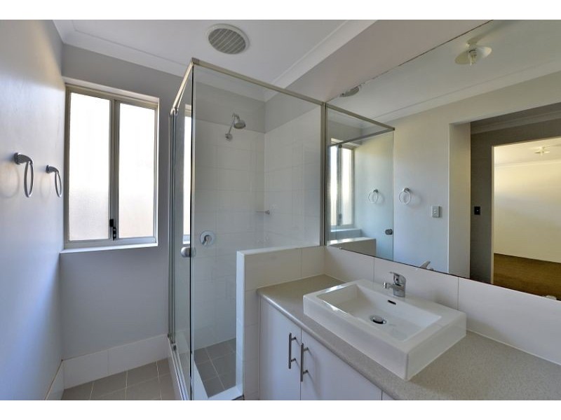176 Pebble Beach Boulevard, Meadow Springs WA 6210