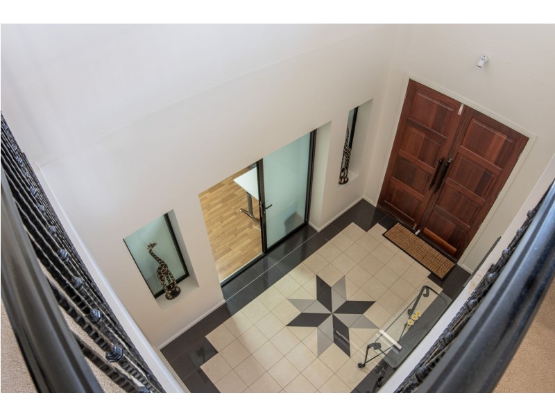 4 Sonienda Place, Bridgeman Downs QLD 4035