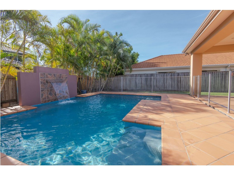 4 Sonienda Place, Bridgeman Downs QLD 4035