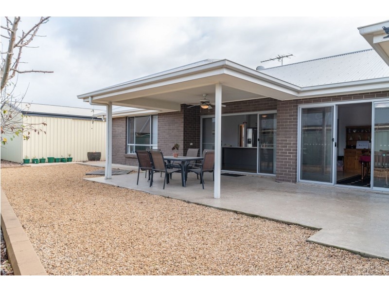27 Hearl Street, Nuriootpa SA 5355