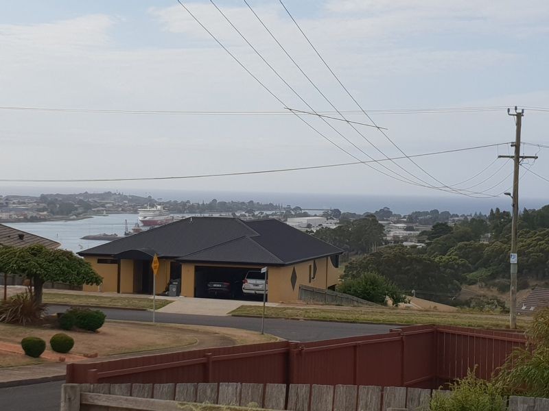 1 Panorama Court, Devonport TAS 7310
