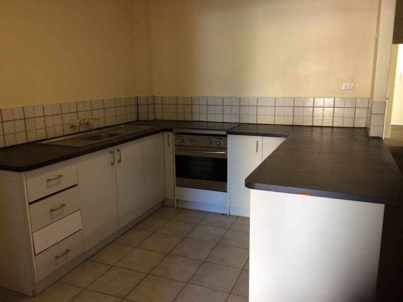 2/20 Leonard Avenue, Surfers Paradise QLD 4217