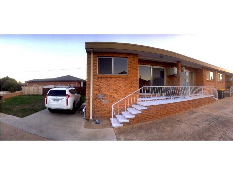 1/25 Broughton Place, Queanbeyan NSW 2620
