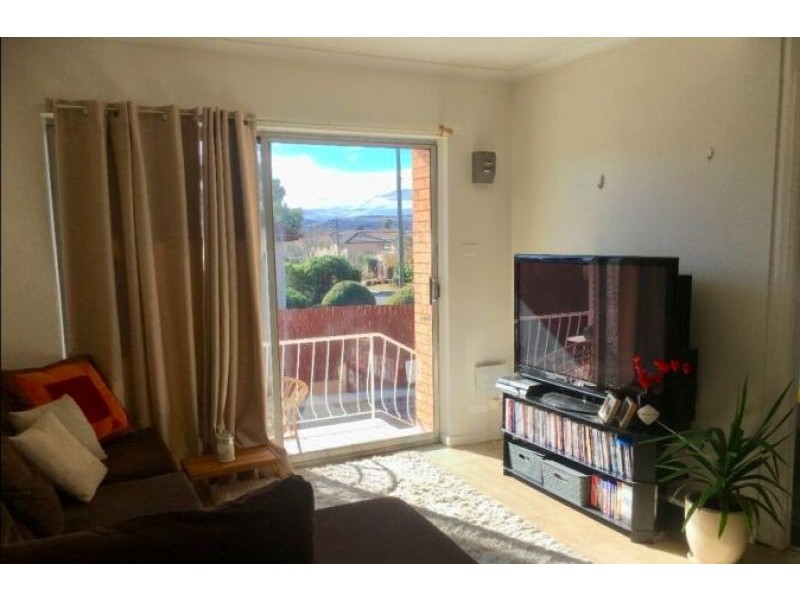 1/25 Broughton Place, Queanbeyan NSW 2620