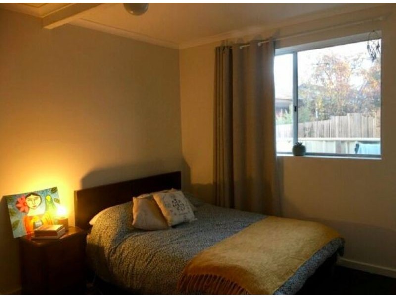 1/25 Broughton Place, Queanbeyan NSW 2620