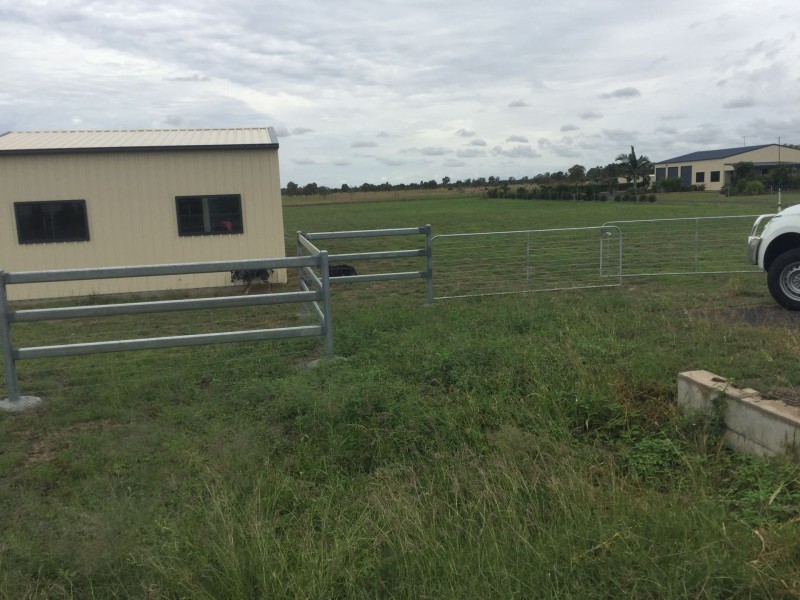 7 Bottle Tree Road, Emerald QLD 4720