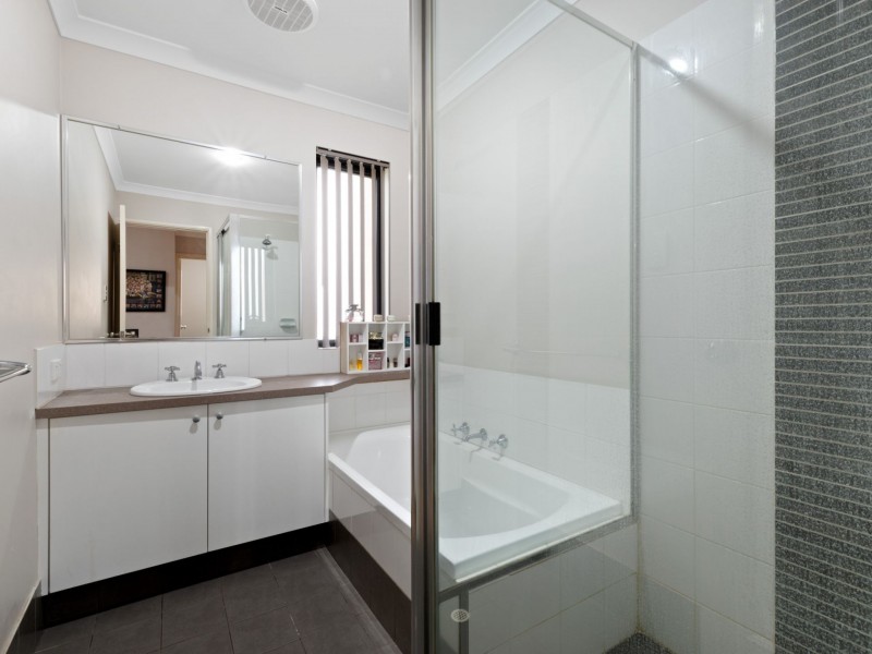 70 Shelbred way, Westminster WA 6061