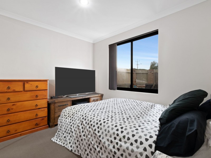 70 Shelbred way, Westminster WA 6061