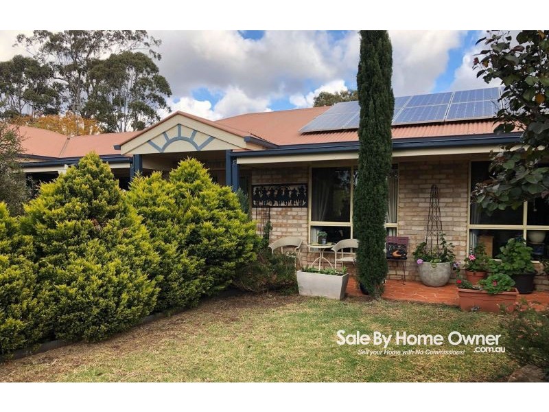 10 Traverston Court, Preston QLD 4352