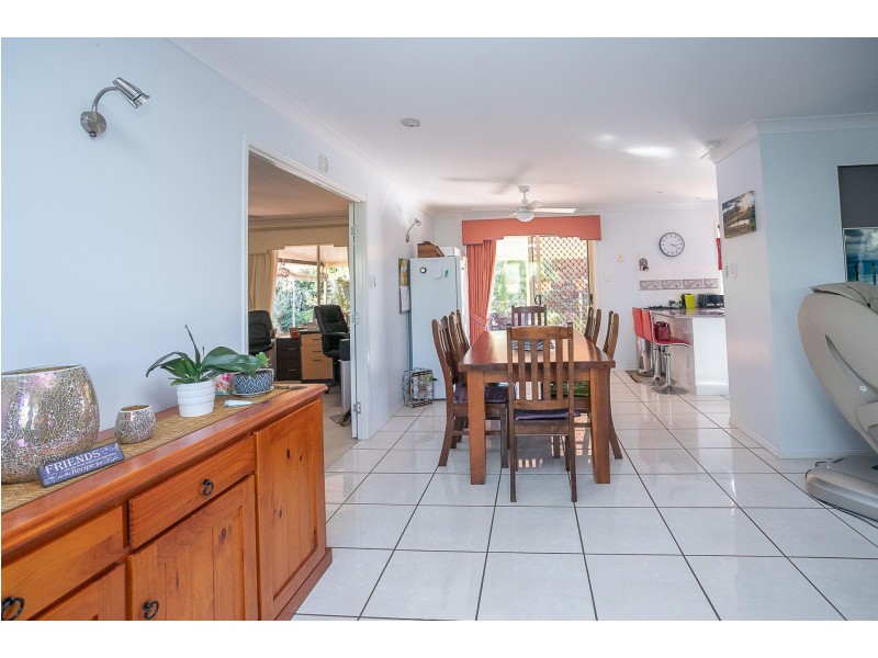 10 Traverston Court, Preston QLD 4352
