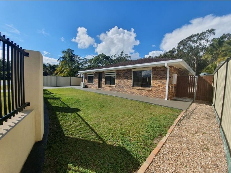 19 Terrier Court, Redland Bay QLD 4165