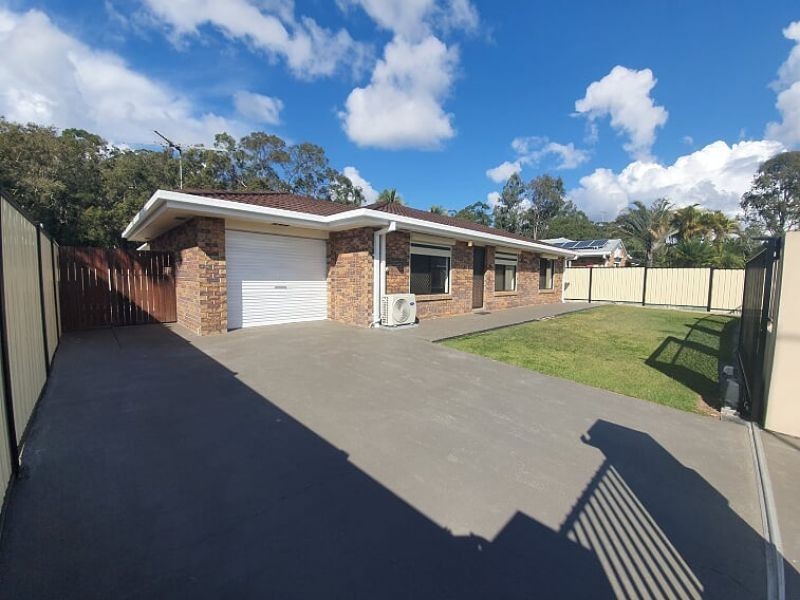 19 Terrier Court, Redland Bay QLD 4165