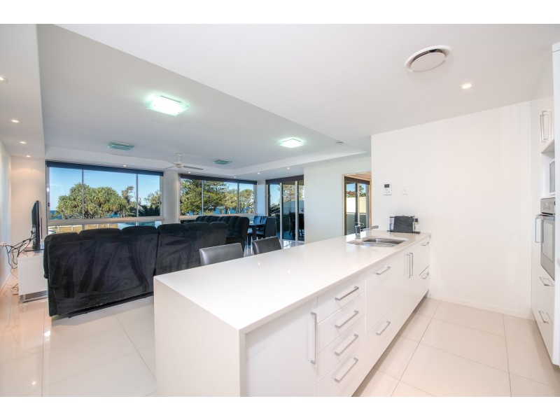 1/13 Esplanade, Bargara QLD 4670