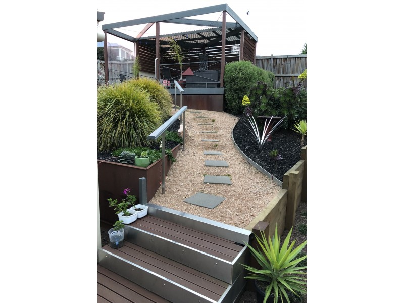 22 Monica Drive, Drouin VIC 3818