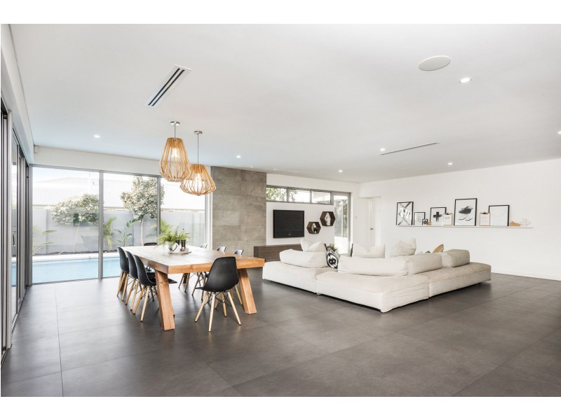 23 Delapre Drive, The Vines WA 6069