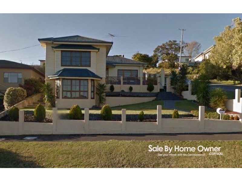 13 Malunna Road, Lindisfarne TAS 7015