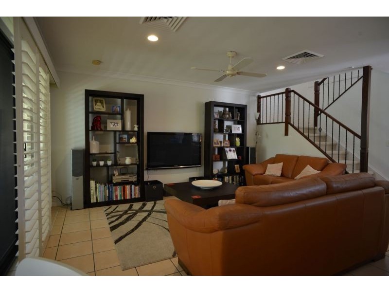 58/85 Palm Meadows Dr, Carrara QLD 4211