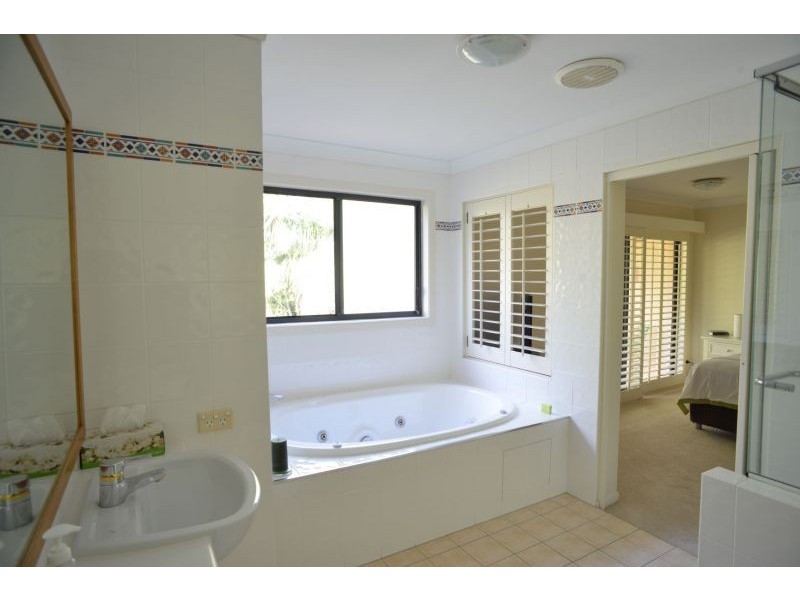 58/85 Palm Meadows Dr, Carrara QLD 4211