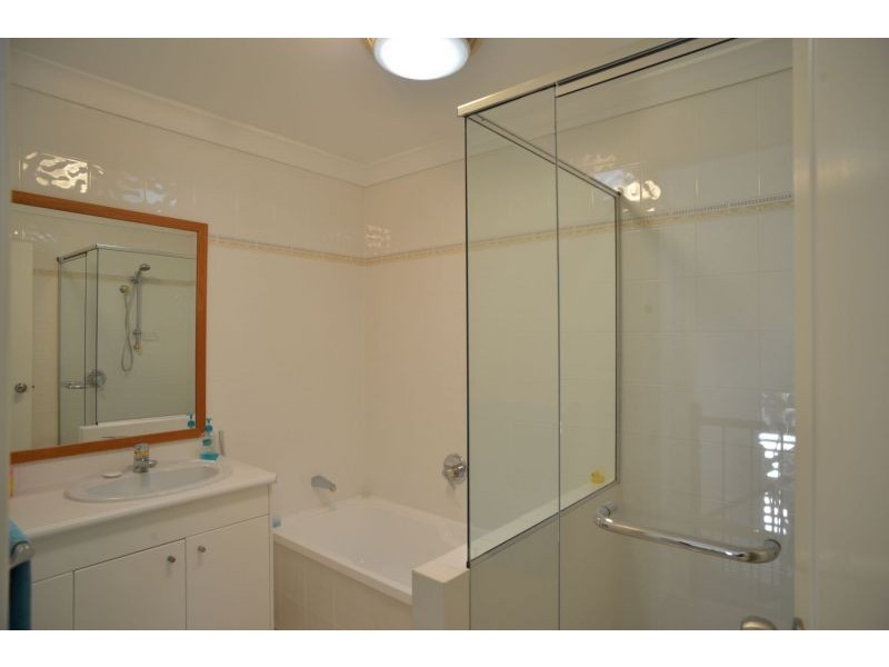 58/85 Palm Meadows Dr, Carrara QLD 4211