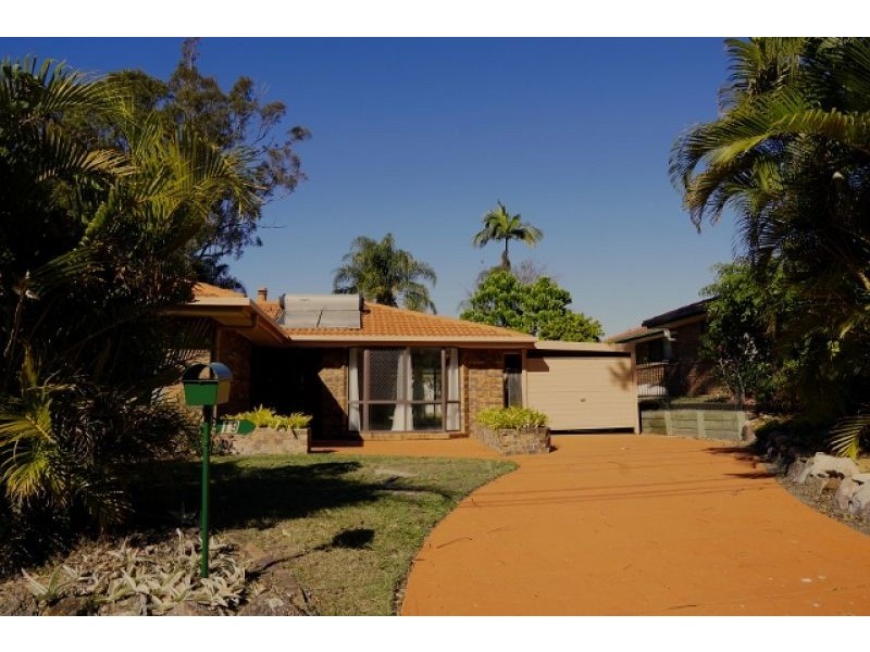 19 Parkroyal Crescent, Regents Park QLD 4118