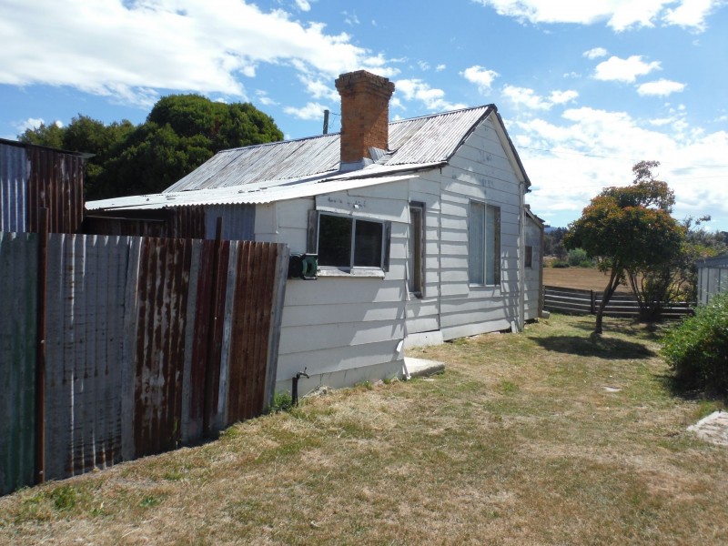 53 High St, Mathinna TAS 7214