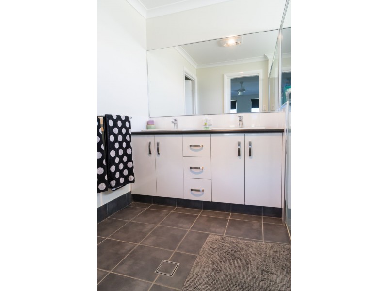 20 Gifford St, Gledhow WA 6330