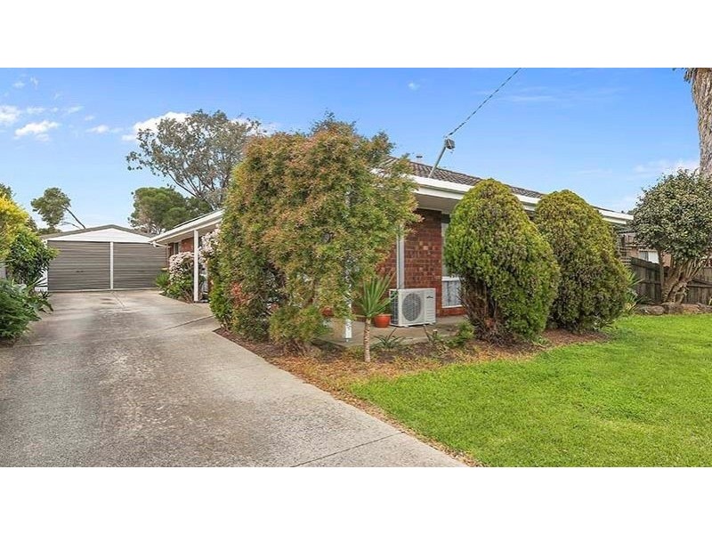 3 Bean Court, Whittington VIC 3219