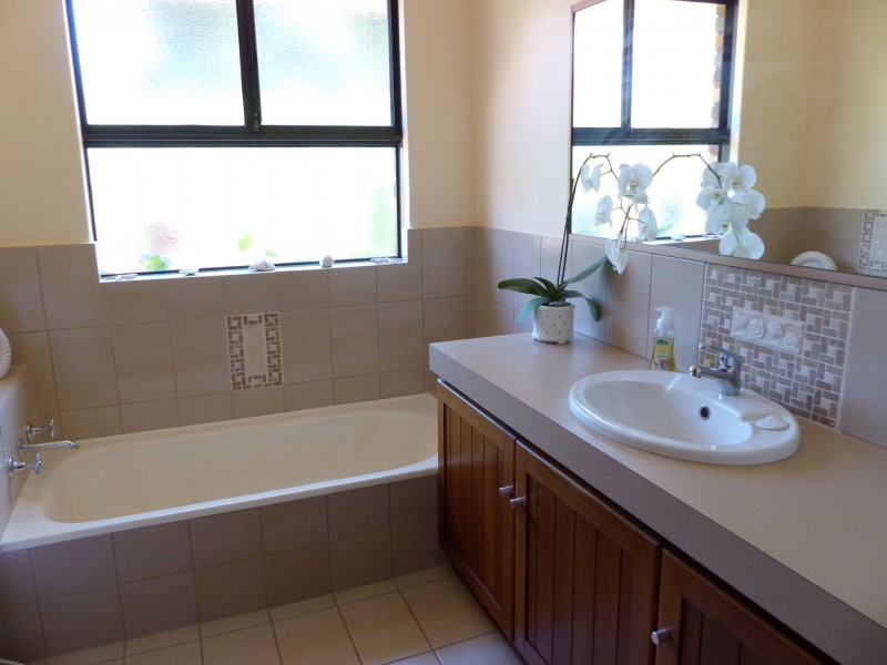 1 Seaforth Loop, Kallaroo WA 6025