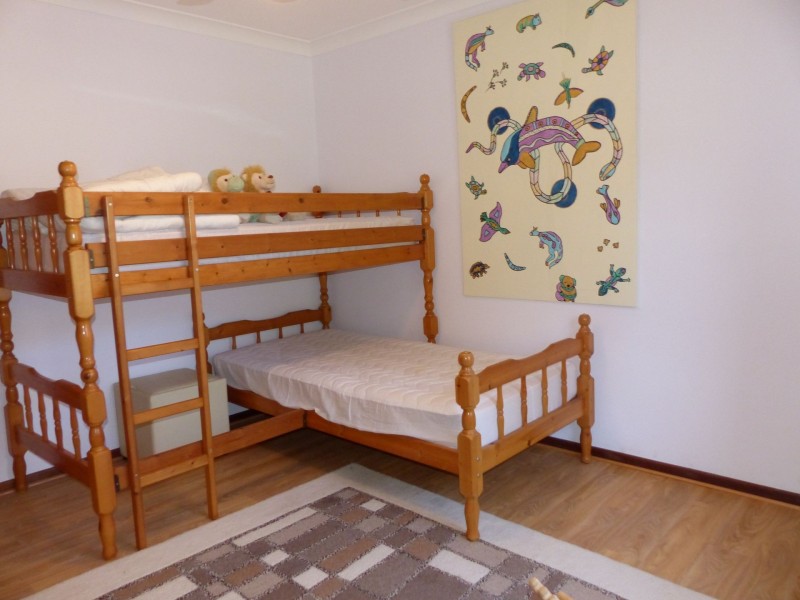 1 Seaforth Loop, Kallaroo WA 6025