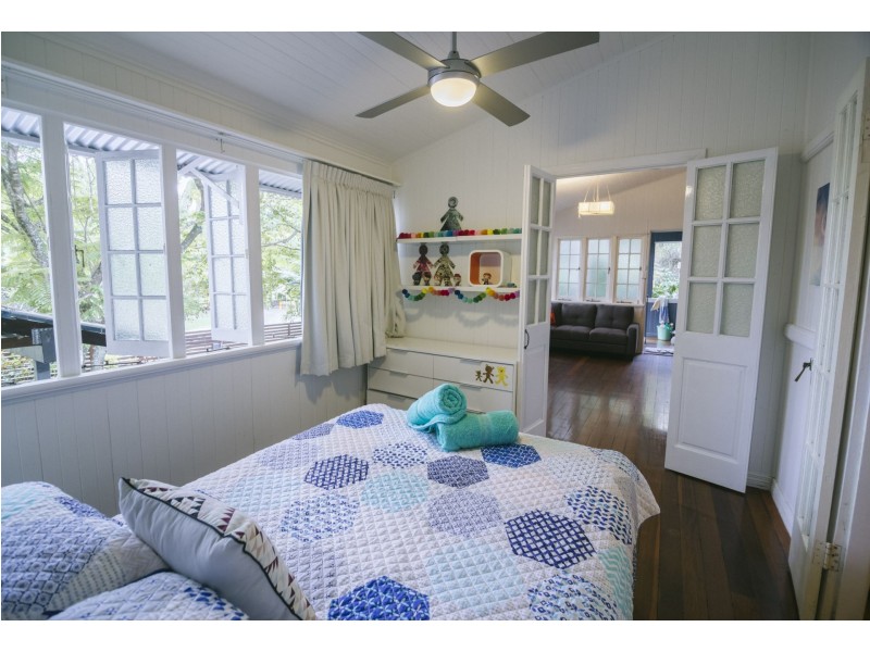 11 Palmerston Street, Aeroglen QLD 4870