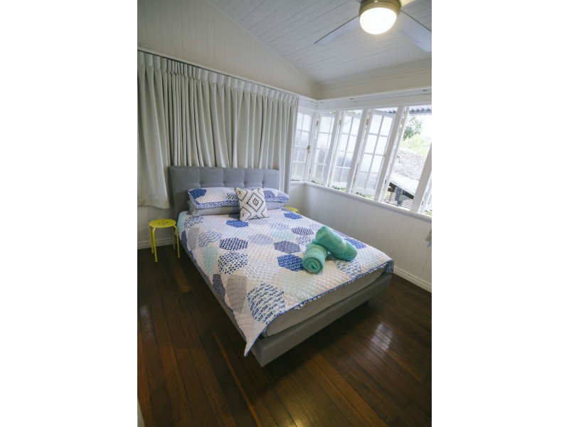 11 Palmerston Street, Aeroglen QLD 4870