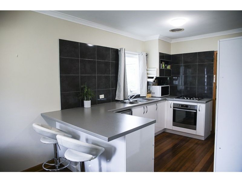 7 Mount Street, Bellevue WA 6056