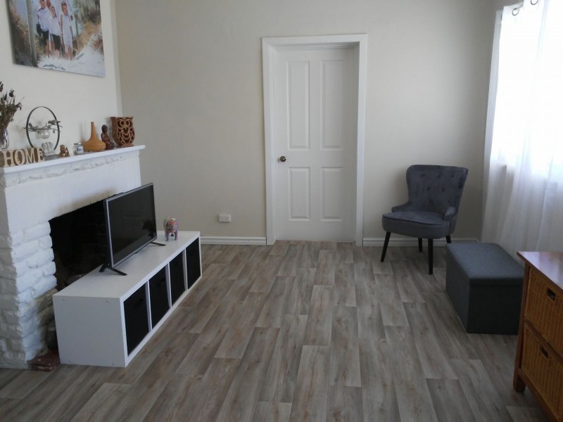 86 & 88 Mitchell st, Cunderdin WA 6407